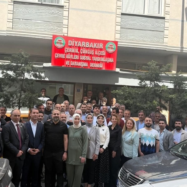 İstanbul'da yaşayan Diyarbakırlılar kahvaltıda buluştu