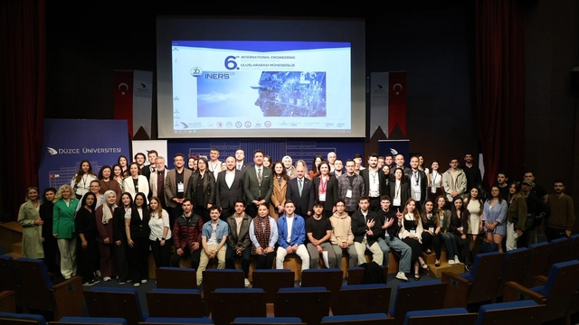 Düzce Üniversitesi Türkiye üçüncüsü