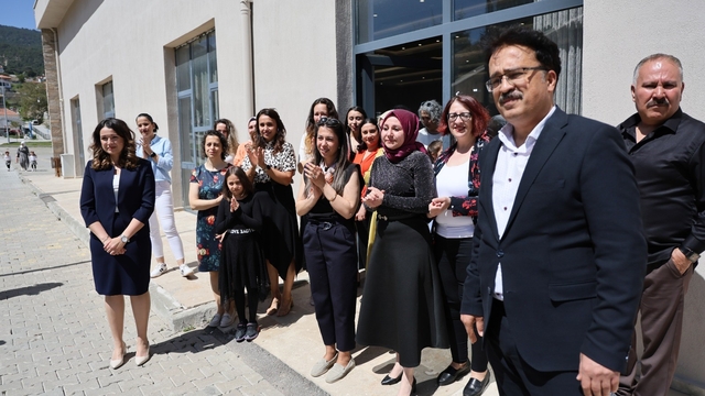Başkan Arslan'dan Anneler Günü'nde anlamlı ziyaret