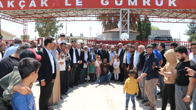 Akçakale Gümrük Kapısı 12 yıl sonra sivil geçişlere açılıyor