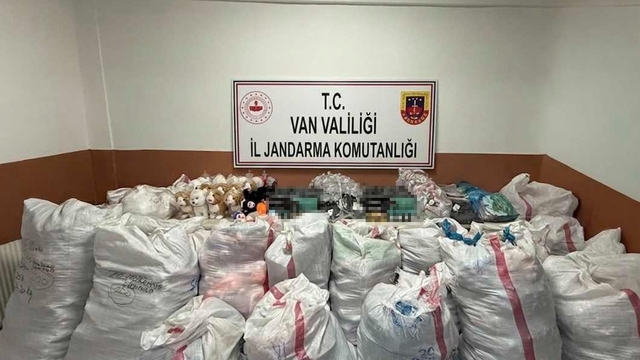 Van'da 21 milyon TL değerinde gümrük kaçağı malzeme ele geçirildi