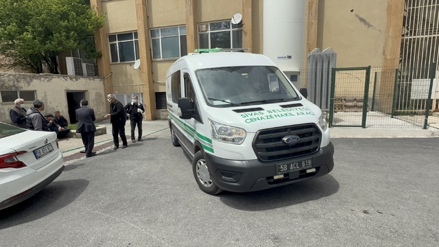 Sivas'ta KKKA şüphesiyle ölüm (2)