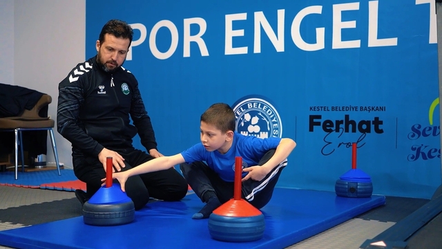 Özel çocuklara özel destek Kestel'de büyüyor
Kestel Belediyesi'nden özel çocuklara hareket ve spor desteği