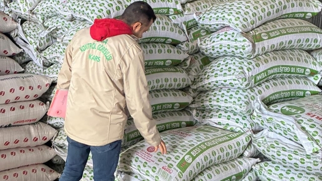 Kars'ta yem işletmelerine sıkı denetim: Güvenilir yem için kontroller aralıksız sürüyor