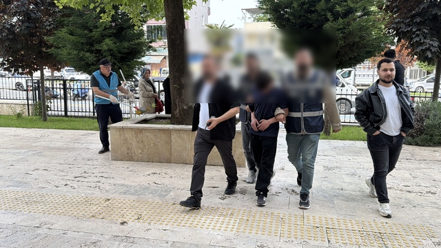 Erbaa'da şampiyonluk kutlamasında havaya ateş açan şüpheli yakalandı