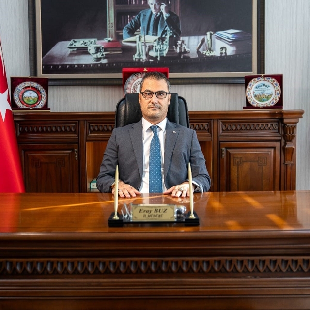 Niğde SGK İl Müdürü Eray Buz'dan kayıt dışı istihdam uyarısı
