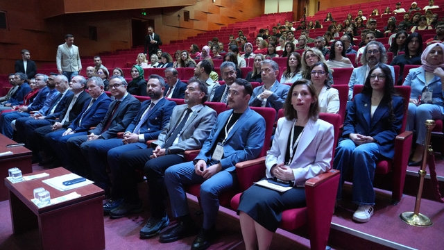 2. Kadraj İletişim Günleri başladı: İletişim dünyasının önemli isimleri NÖHÜ'de gençlerle buluşuyor