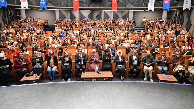 Akademisyen Anne Yıldırımlılarla buluştu