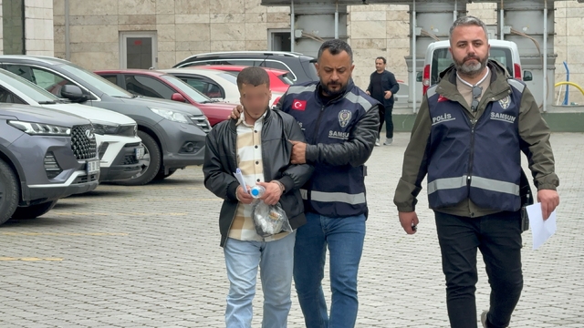 Tartıştığı kişinin aracına tüfekle ateş açan zanlı tutuklandı
