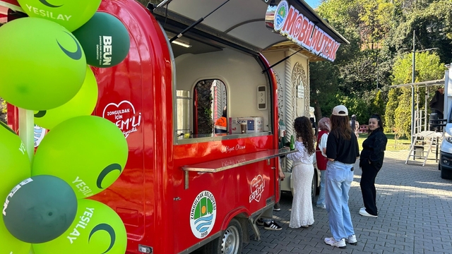 Yeşilay Başkanı Nail Altıntaş'tan "Yeşilfest" teşekkürü:
"Gençlerimizin enerjisi geleceğe umut oldu"