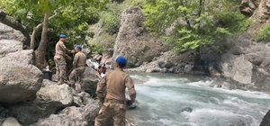 Dereye düşerek kaybolan 9 yaşındaki çocuğun cesedi bulundu