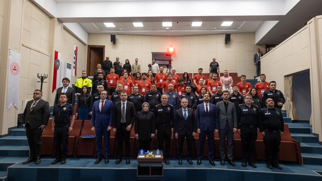 Anadolu Ajansının "29. Dönem Savaş Muhabirliği Eğitimi" başladı