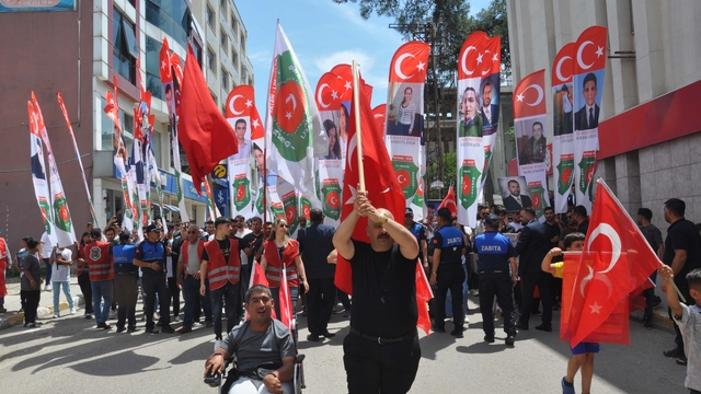 Reyhanlı'daki bombalı saldırının 13'üncü yıl dönümünde hayatını kaybeden 53 kişi anıldı