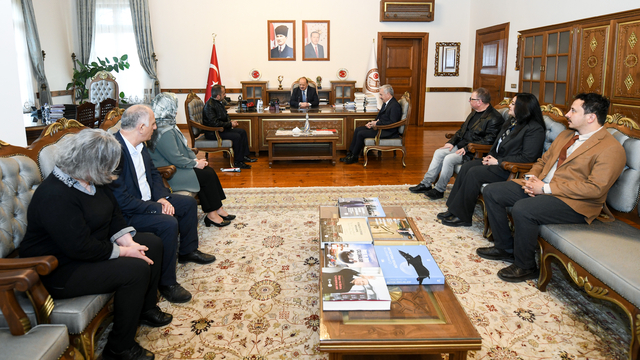 Kastamonu Valisi Dallı engelli derneklerinin başkanlarıyla bir araya geldi
