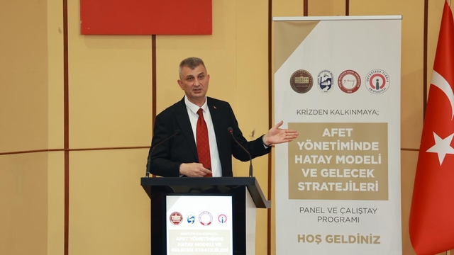 Başkan Sezer, Hatay'da afet yönetimi ve koordinasyon deneyimlerini paylaştı
