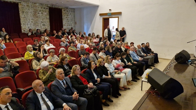 Edirne'de koruyucu aile tanıtımı türküler eşliğinde yapıldı