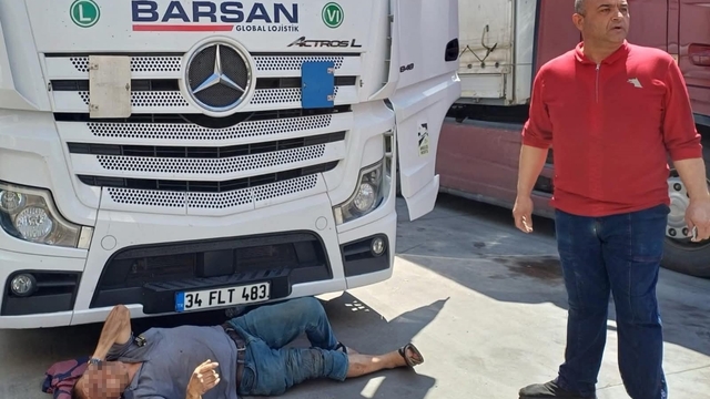 Kapıkule'de tırın çarptığı yaya yaralandı
