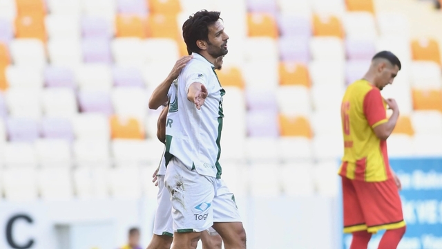 Bursaspor'da kaptan veda etti; Muhammet Demir ile yollar ayrıldı