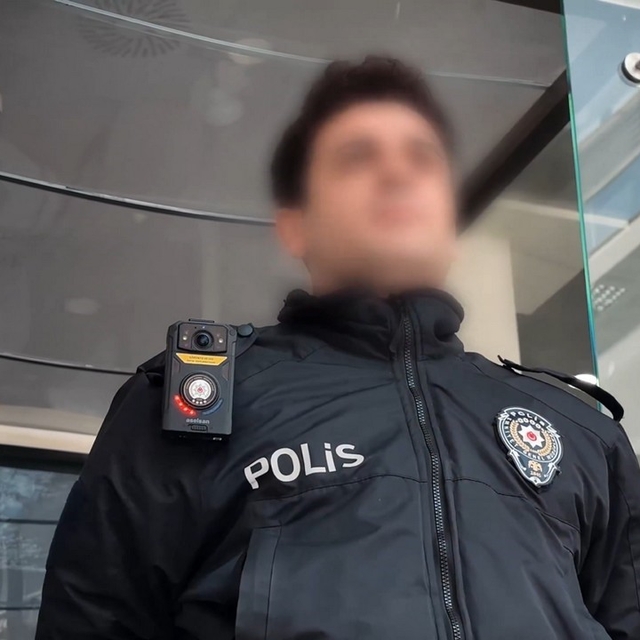 Hakkari'deki sınır kapılarında yaka kamerası dönemi