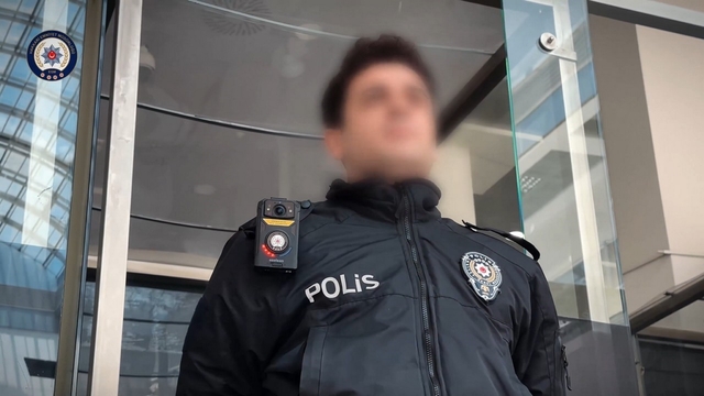 Hakkari'deki sınır kapılarında yaka kamerası dönemi
