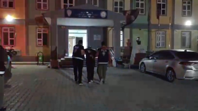 Antakya'da dolandırıcılık suçundan aranan şahıs yakalandı