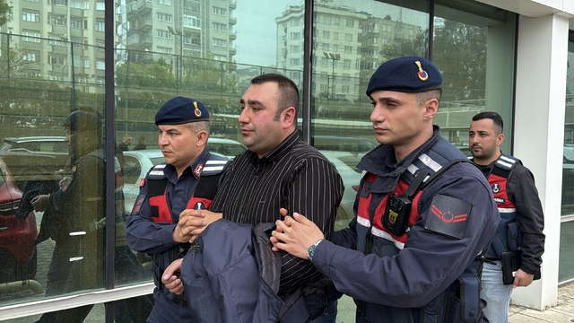 Babasını 8 kez tabancayla ateş ederek öldüren şüpheli adliyede