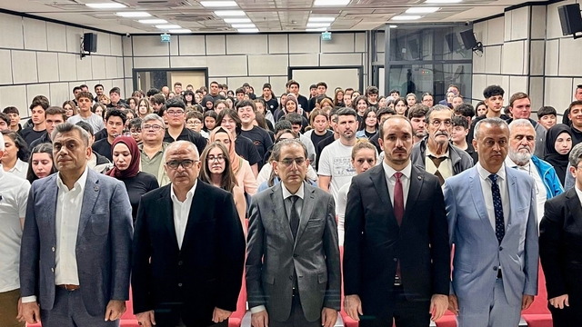 Şeyh Edebali'nin izleri Bilecik'te düzenlenen sempozyumla anlatıldı