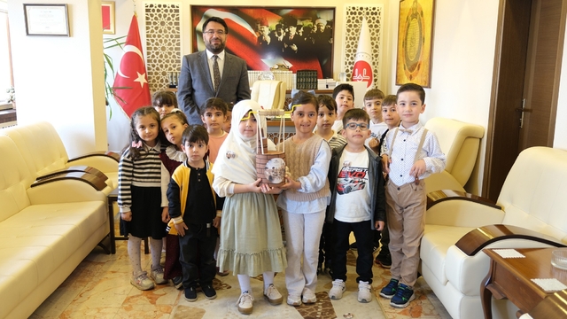 Minik ellerden Afrika'ya umut