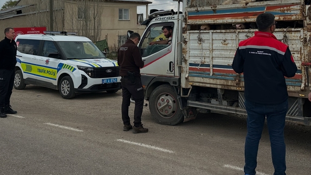 Aydıntepe'de Kurban Bayramı öncesi hayvan nakilleri denetleniyor