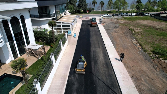 Başiskele Sahili'nde trafik ve yaya düzeni yenileniyor