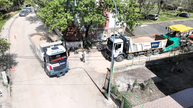 Körfez'de 22 kilometrelik üstyapı çalışması