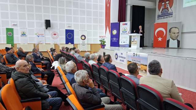 "Bölgemizde Hayvancılığın Geleceği ve Yem Bitkilerinin Stratejik Önemi" paneli düzenlendi