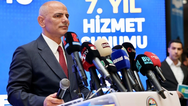 Kocaeli'nin o ilçesinde otopark sorunu kökten çözülüyor
Körfez'de ev yaptıracaklar dikkat: Binaların altına zorunlu kılındı