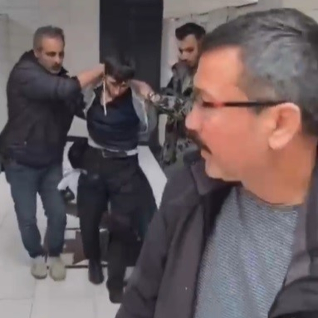 Hapis cezasından kaçmak için 2 ay tuvalette saklanmış