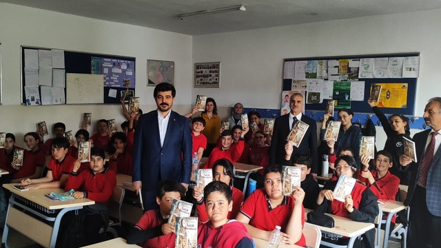 VGM'den ortaokul öğrencilerine "vakıf bilinci" eğitimi