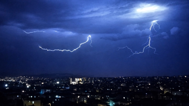 Kırıkkale için gök gürültülü kuvvetli sağanak uyarısı