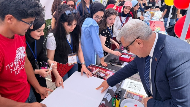 Fırat Üniversitesi'nde "Bilim ve Öğrenci Festivali" başladı