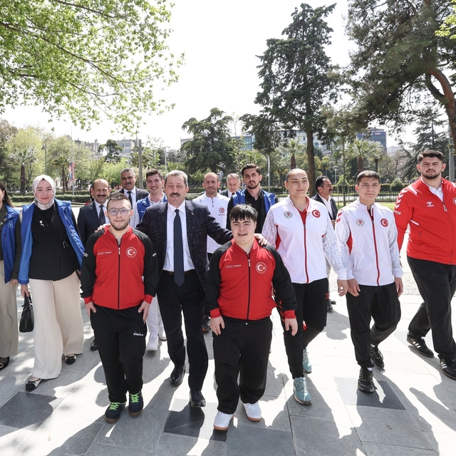 Samsun'da "Bugünün Gençleri, Geleceğin Yöneticileri" etkinliği