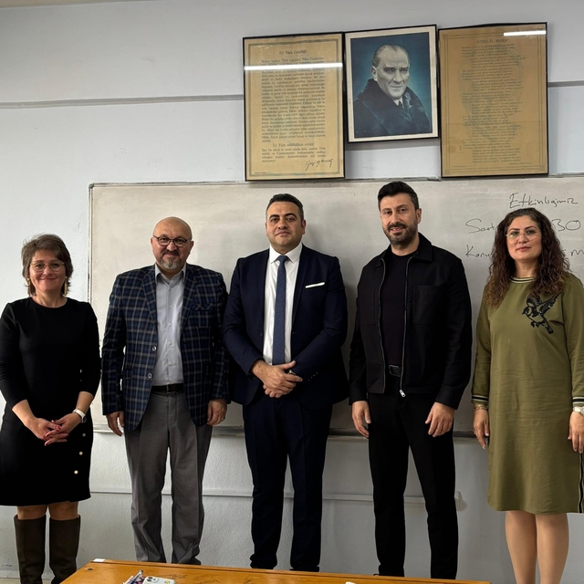Sektörün uzman isimleri öğrencilerle buluştu