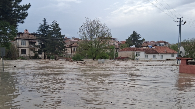 Samsun'da sağanak etkili oldu