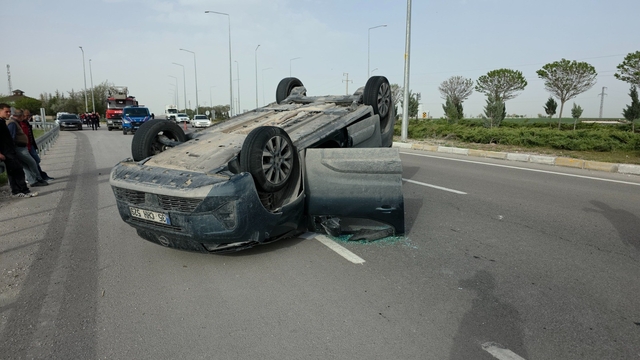 Aksaray'da otomobil ile hafif ticari araç çarpıştı: 2 yaralı