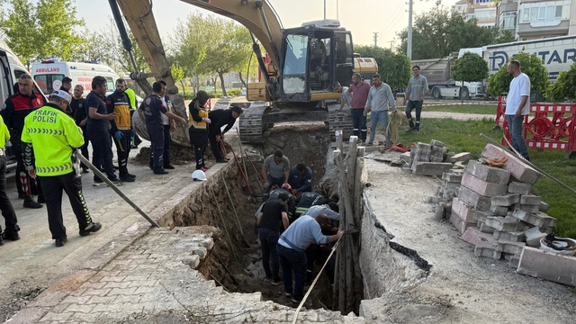 Göçük altında kalan 2 kardeş işçi yaralandı