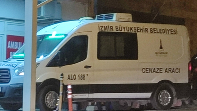 Boya yaparken kalp krizi geçiren yaşlı adam hayatını kaybetti