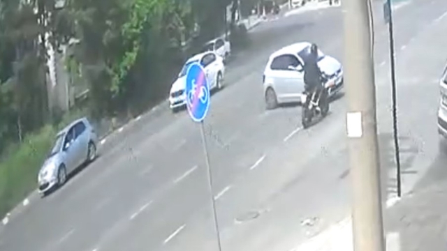 Tekirdağ'da 2 kişinin yaralandığı kaza kamerada
