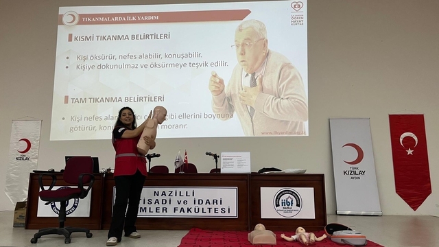 Kızılay Aydın'dan üniversite öğrencilerine eğitim