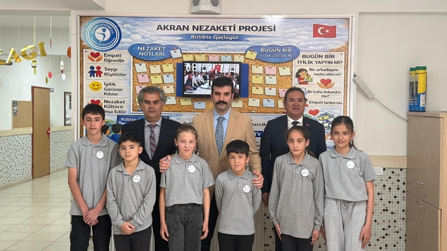 Sandıklı'da 'Akran Nezaketi Projesi' hayata geçirildi