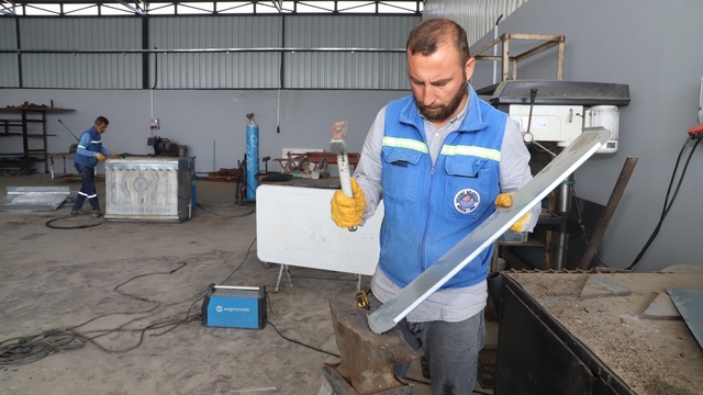 Akdeniz'de eski konteynerler yenilenerek hizmete kazandırılıyor
