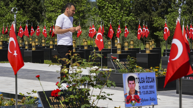 Soma'daki maden şehitleri facianın 12. yılında anıldı