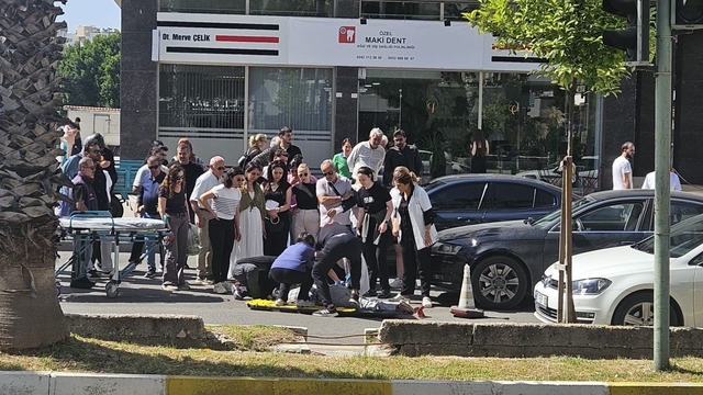 Yaya yolunu kullanan 3 tekerli motosiklet ile otomobil çarptıştı: 1 yaralı