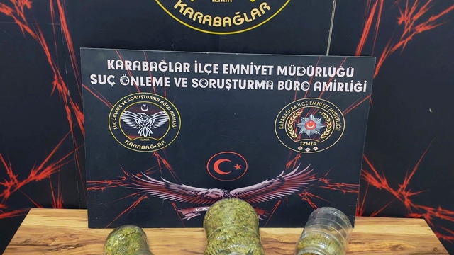 İzmir'de 16 yıl hapisle aranan zehir taciri 2 kilo uyuşturucuyla yakalandı